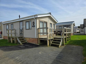 Castaways Holiday Park
